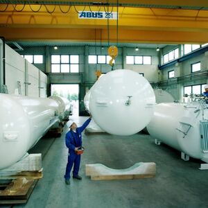 Kaltvergaseranlagen Lagertanks